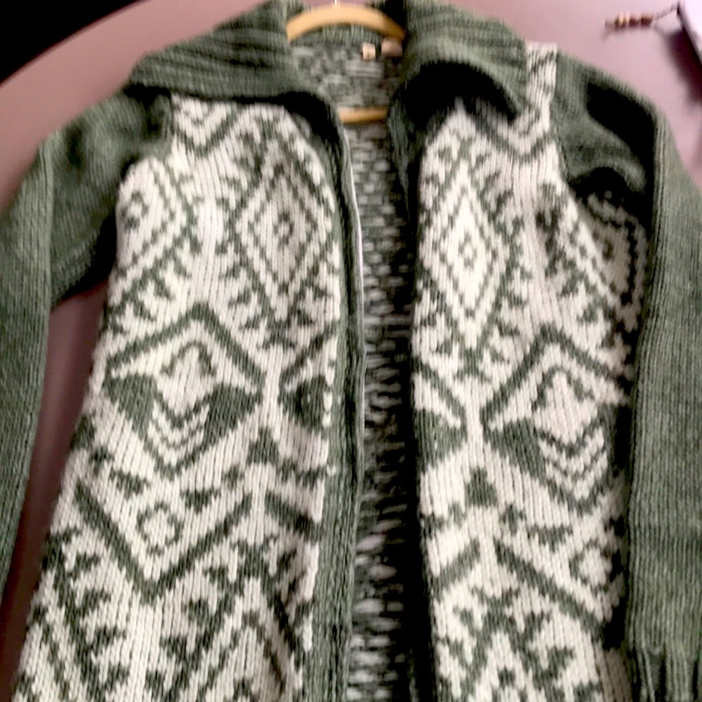 NWOTs anthropologie sweater coat with zipper Moth M